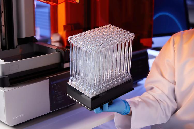 生物基材料技术研发 速度提升4倍、成型体积增加30%，突破产量极限